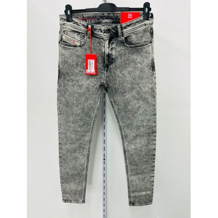 Diesel 1979 Sleenker 09c23 Skinny Jeans