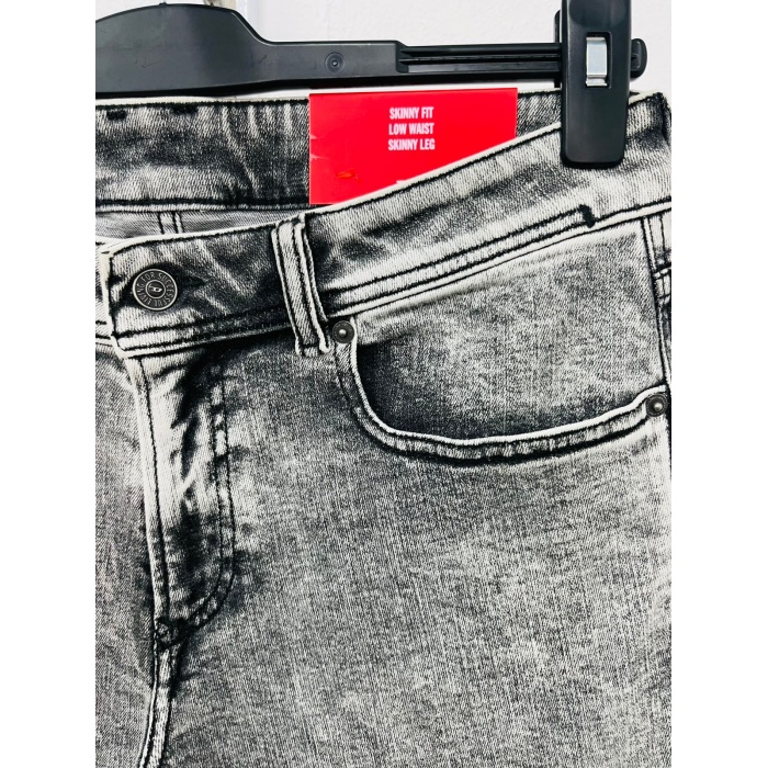 Diesel 1979 Sleenker 09c23 Skinny Jeans - Image 4
